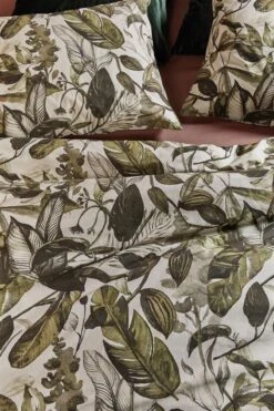 At Home By Beddinghouse All Leaves Bettwäsche Grün 8 At Home By Beddinghouse All Leaves Bettwäsche Grün -Schlafkomfort Rabattwelt all leaves green 40 detail large