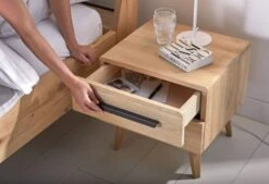 Nachttisch Balance Curve Mit Schwarzen Metallgriffen -Schlafkomfort Rabattwelt balance tender sfeer nk 002 2