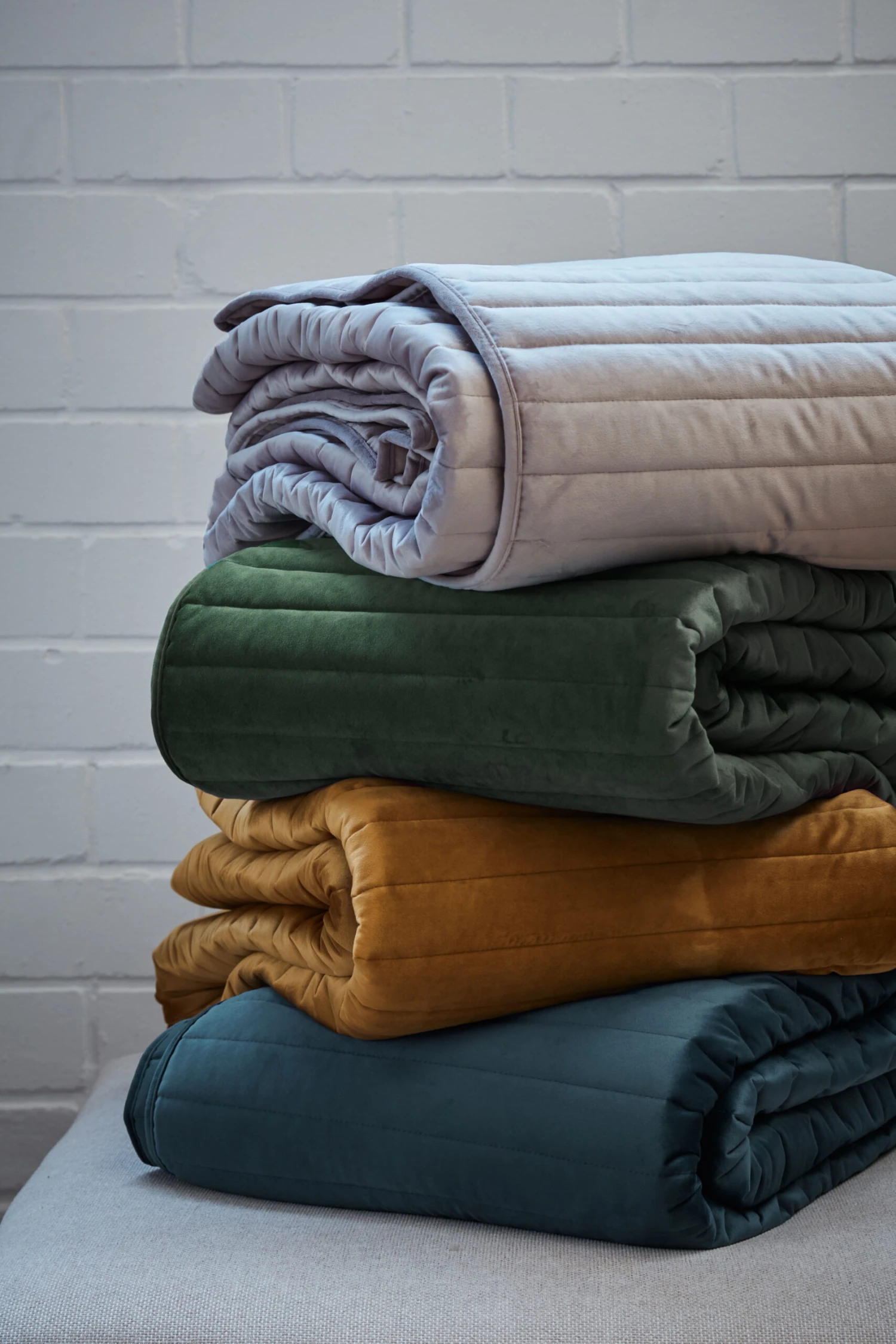 KAAT Confer Blau Tagesdecke 180x260 3 KAAT Confer Blau Tagesdecke 180x260 – Bild 3