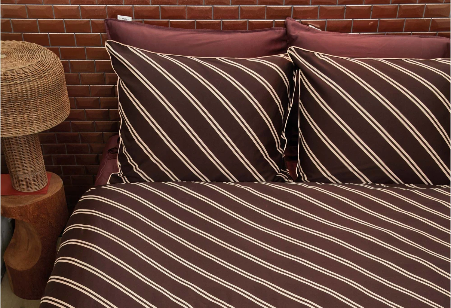 VTwonen Vt Wonen Diagonal Bettwäsche Dunkelrot 6 VTwonen Vt Wonen Diagonal Bettwäsche Dunkelrot – Bild 6