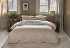 Rivièra Maison Eleanor Bettwäsche Sand -Schlafkomfort Rabattwelt eleanor sand de uv 135x200 1