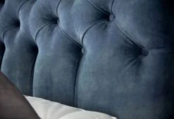 Boxspringbett Royal Atlantis -Schlafkomfort Rabattwelt escalade detail hoofdbord close web 1