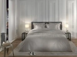 Heckett & Lane Diamante Bettwäsche Gletscher-Grau -Schlafkomfort Rabattwelt heckett lane dekbedovertrek katoen satijn diamante glacier grey sfeer 1