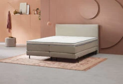 Boxspringbett Home 105 - Schnell Lieferbar -Schlafkomfort Rabattwelt home105 sfeer schuin kaal 1