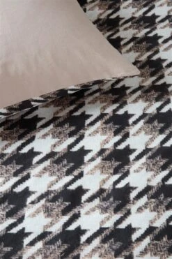 Riviera Maison Pied De Poule Bettwäsche Sandfarben -Schlafkomfort Rabattwelt pied de poule sand 40 detail large