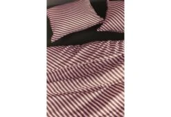 Beddinghouse Renewable Bettwäsche Dunkelrot -Schlafkomfort Rabattwelt renewable dark red 03 mood large